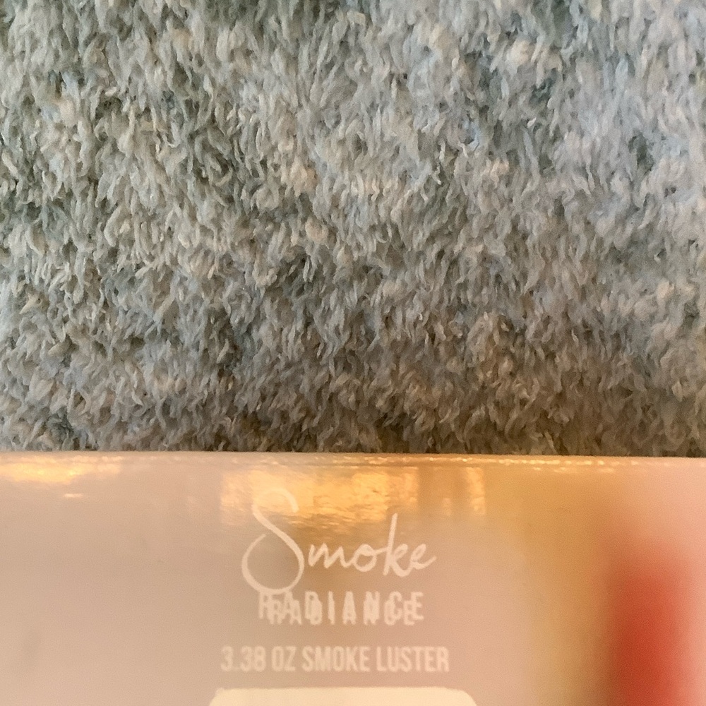 Smoke Luster Radiance Salt & Pepper Shaker Set NWT 3.38oz - Picture 6 of 15